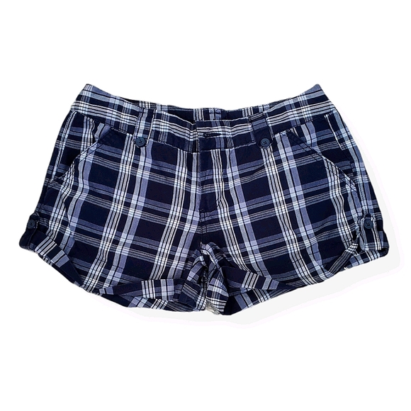 Maurices plaid shorts 7/8 - Picture 1 of 7